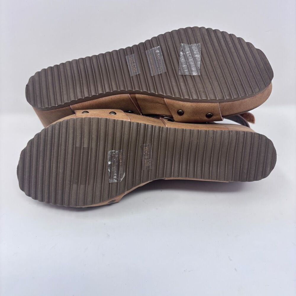 Bamboo Beehive-17 Wedge Sandals, Size 11, New with Box - Picture 6 of 7